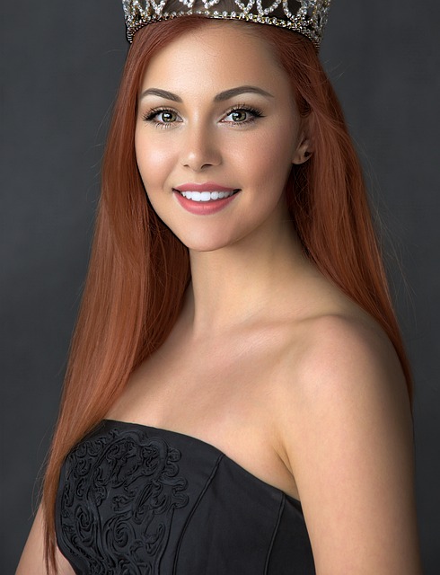 俄称控制顿涅茨克一定居点 乌称袭击俄多处目标.